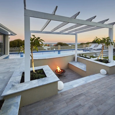 Fire pit - Stormstone and Greywood Alfresco Pavers