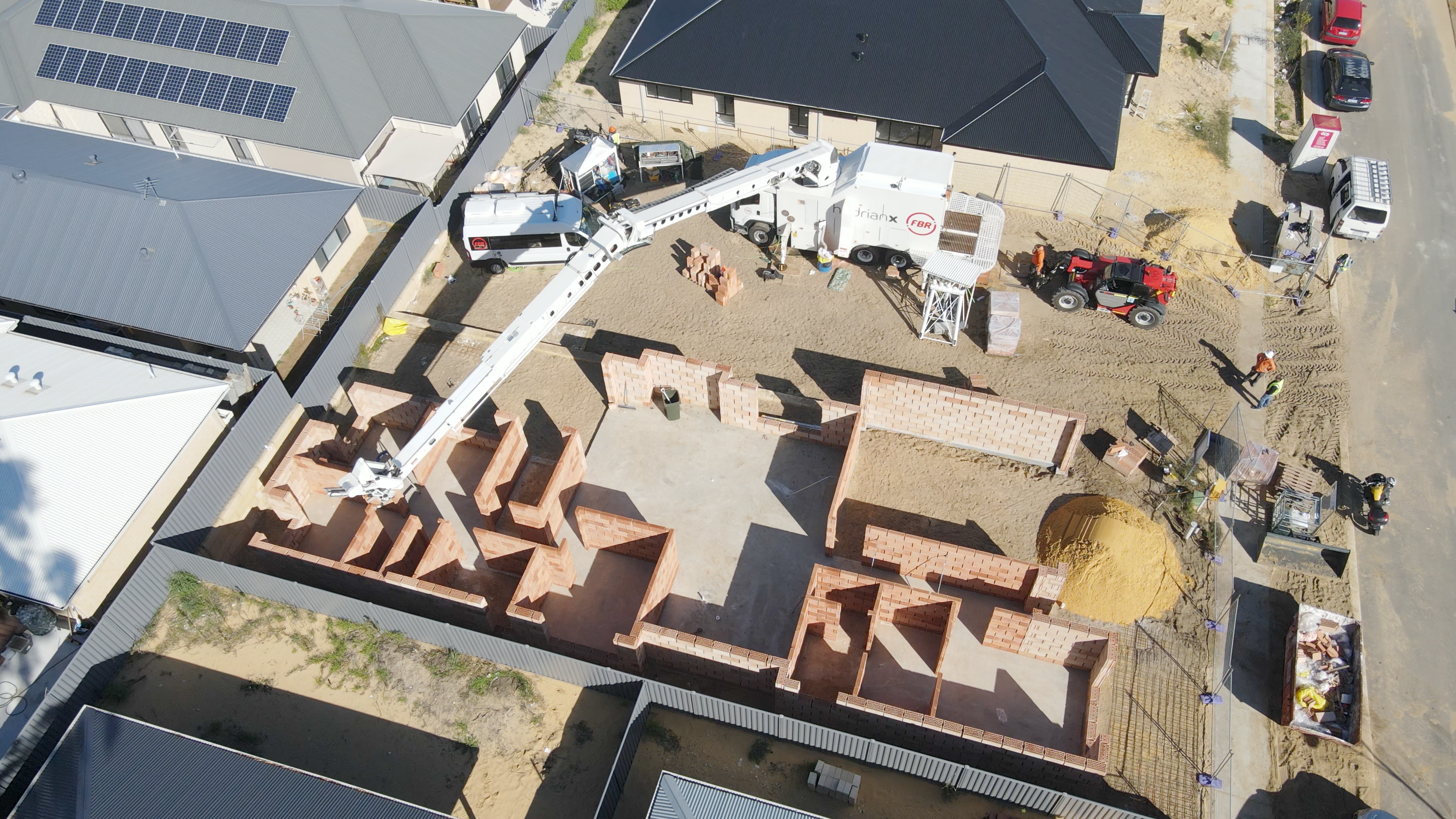 Hadrian X® completes Wienerberger Porotherm structure in Wellard