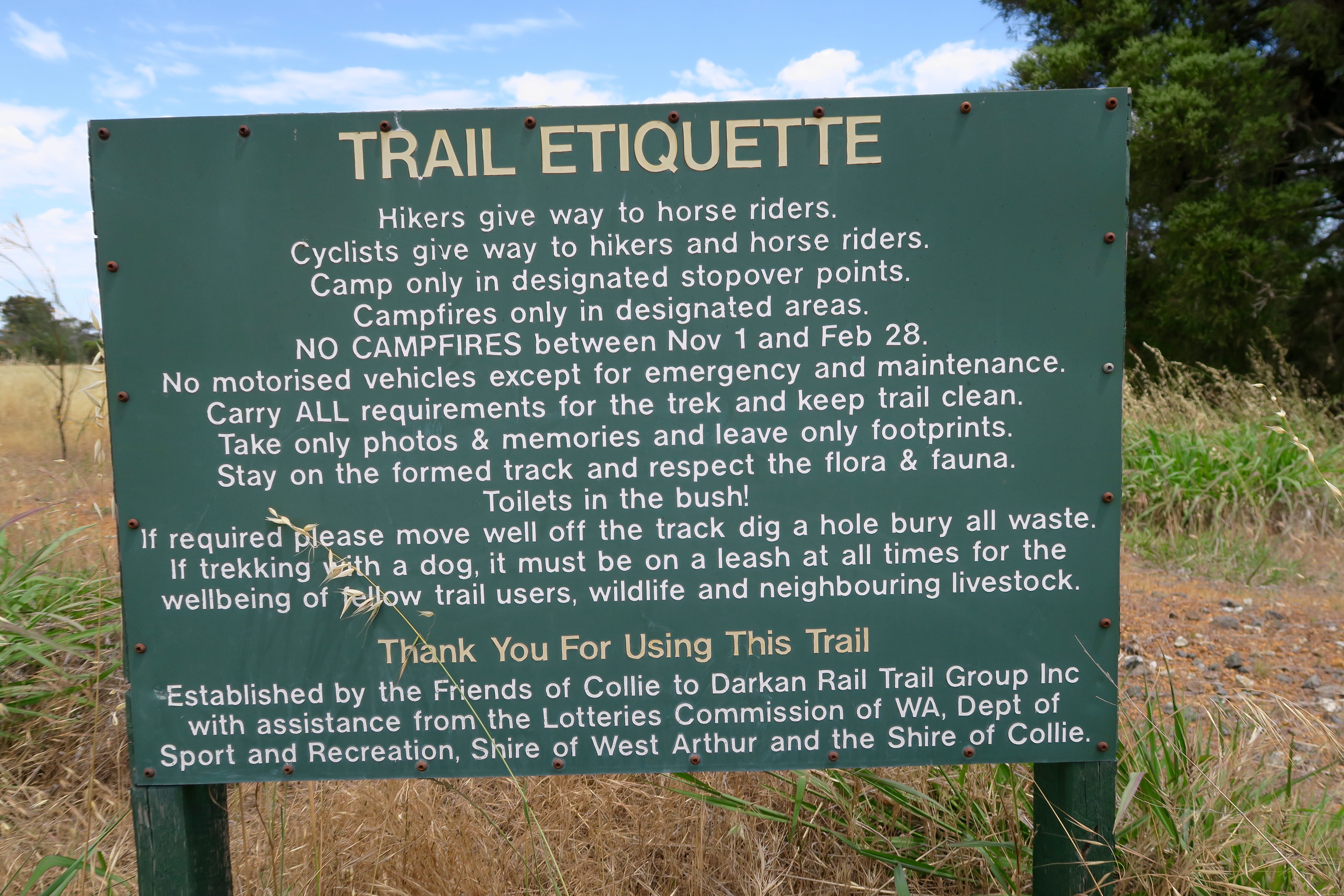 Trail Etiquette sign