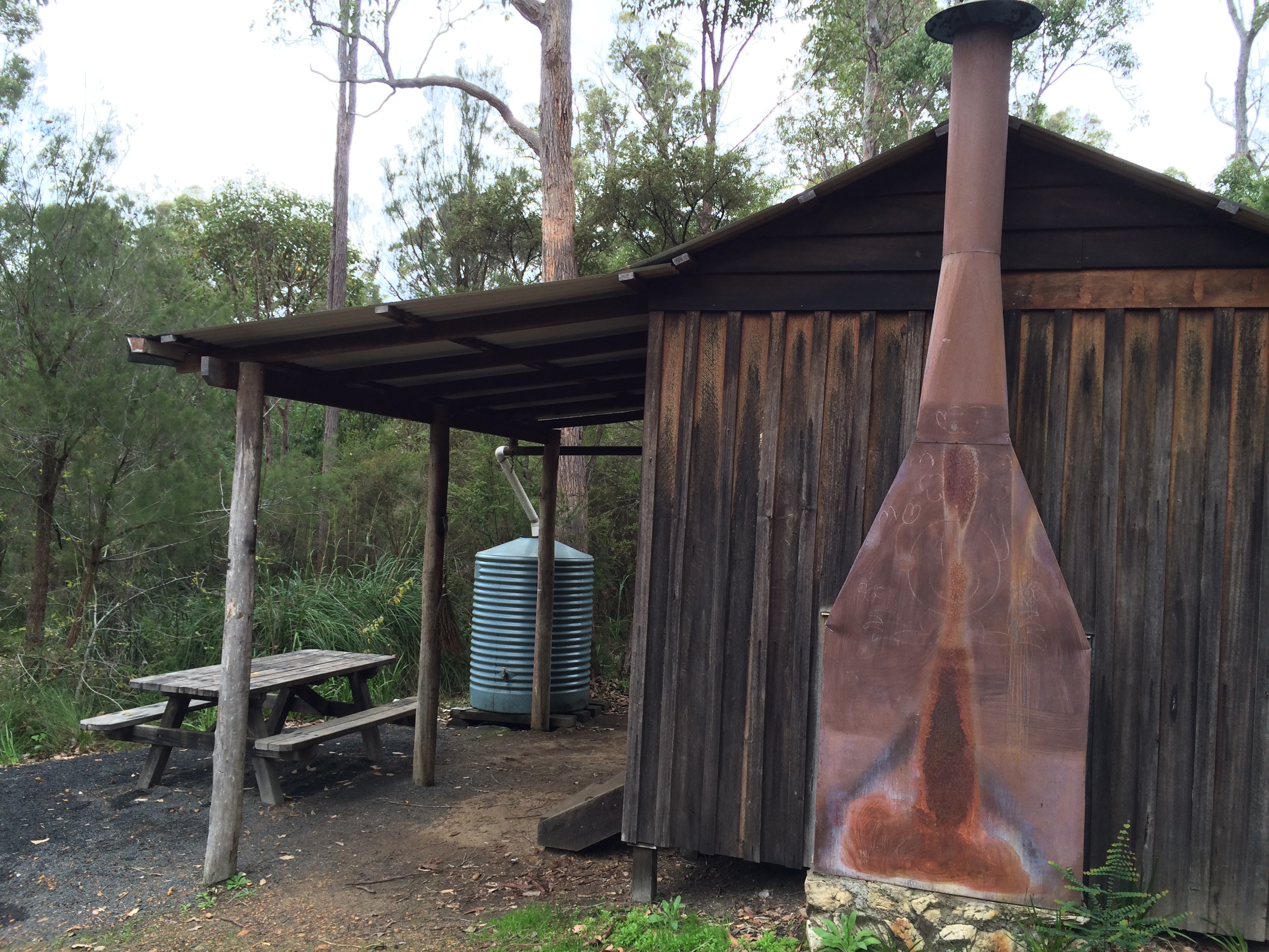 Fernhook Falls hut