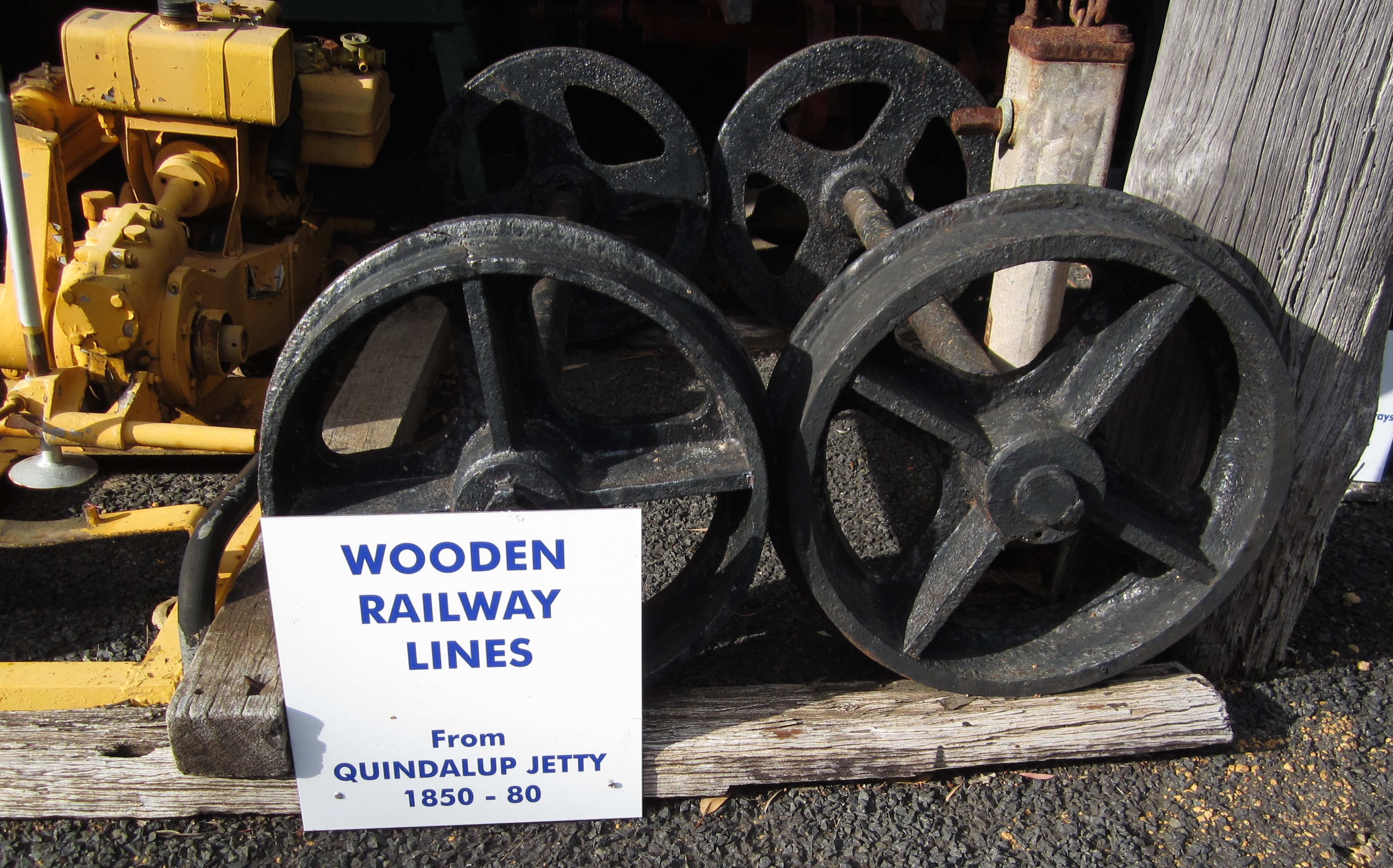 Quindalup jetty relics