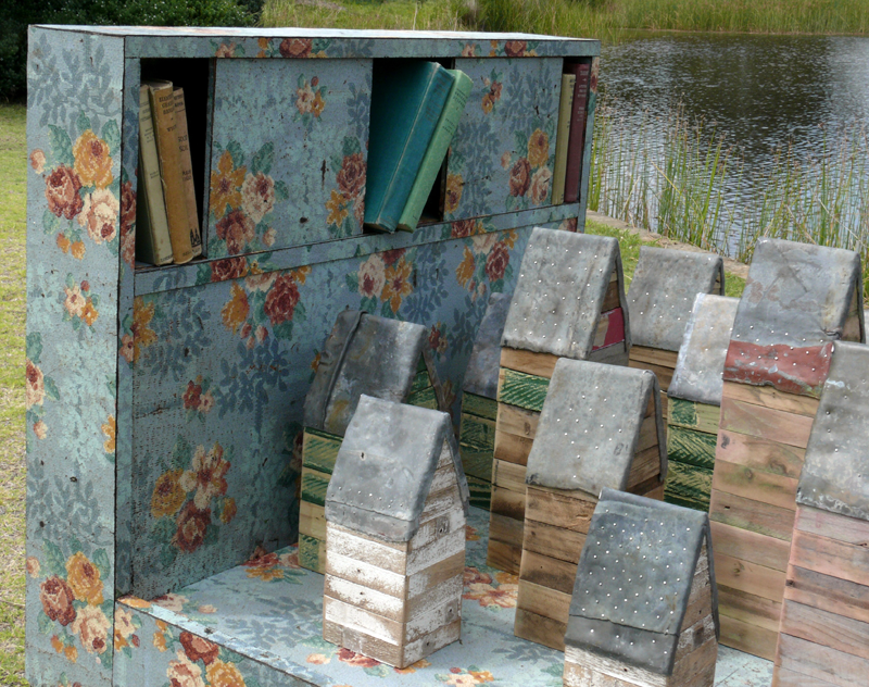 Now we lie int it 2009 Detail