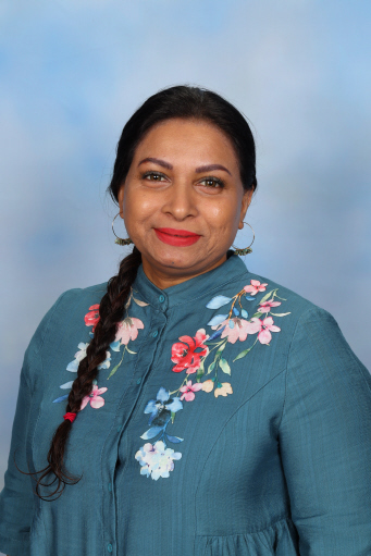 Mrs Wendy Creado-Williams